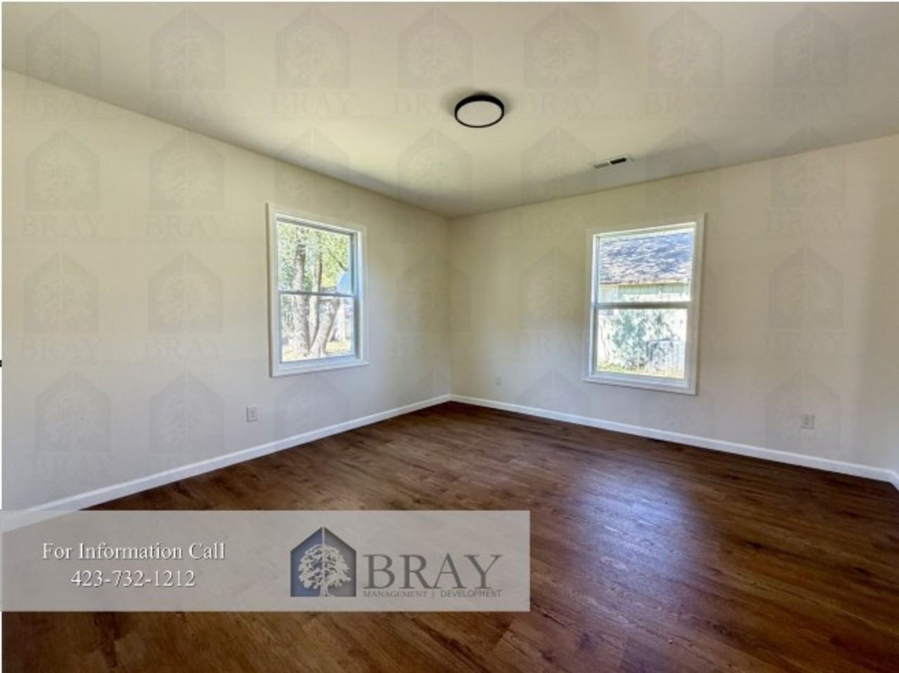 1640 F St - Photo 6 of 10