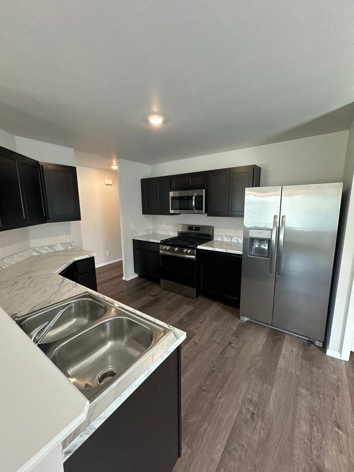 1203 W Tucson Rd - Photo 5 of 17
