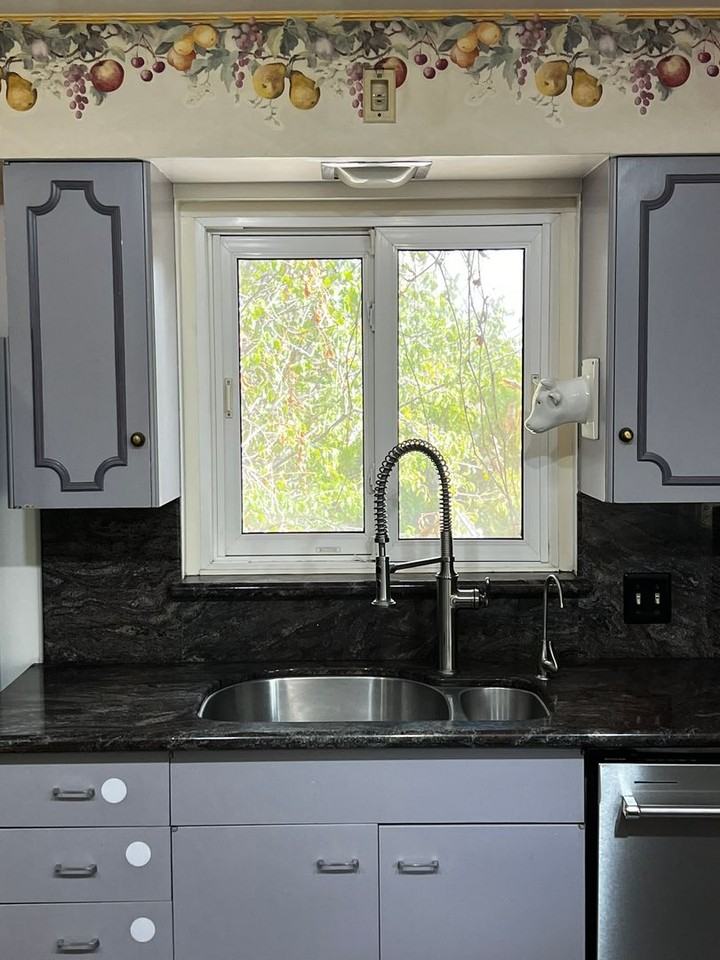 808 Helvetia Ave - Photo 3 of 8