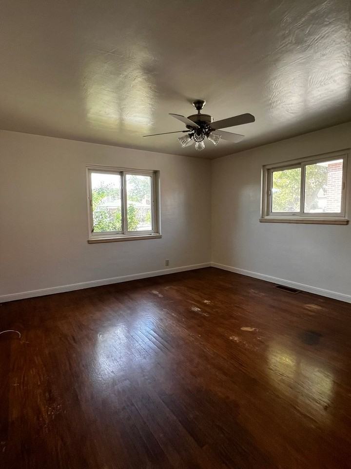 808 Helvetia Ave - Photo 6 of 8