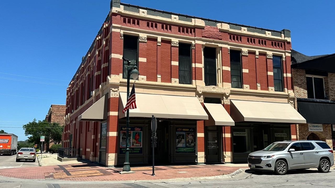 700 Central, Historic Living! - Photo 6 of 6