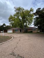 featured image of 1420 E 21st St