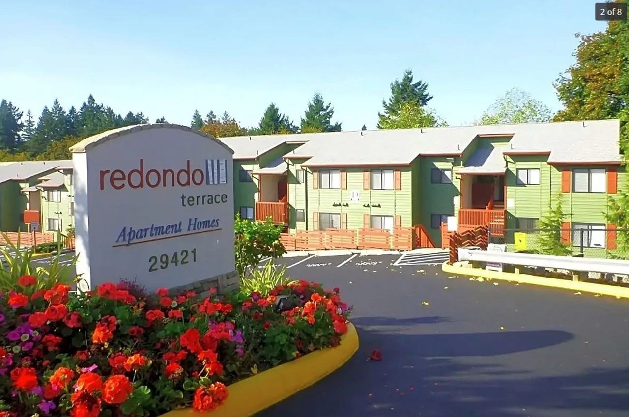 Redondo Terrace: Renovated Units, W/D in Unit, Private Balcony, Fireplace - Photo 5 of 29