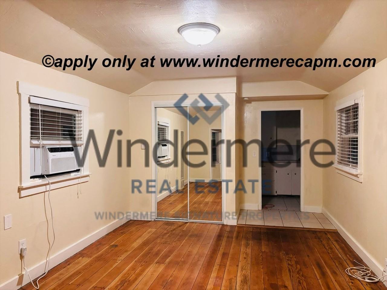 3711 Y St - Photo 2 of 14