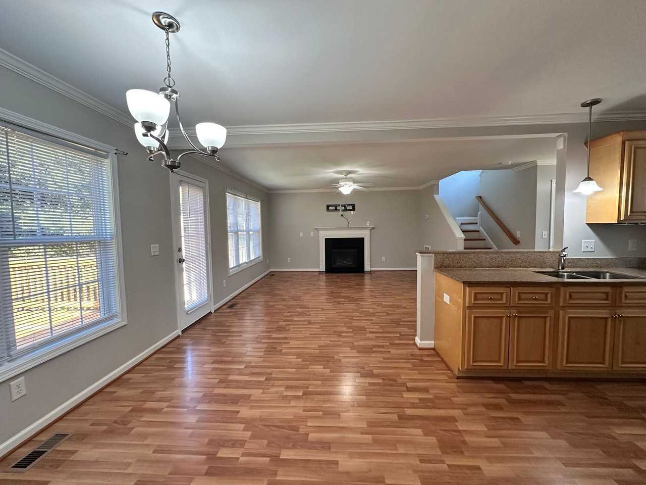 307 Wintergreen Rd - Photo 7 of 26