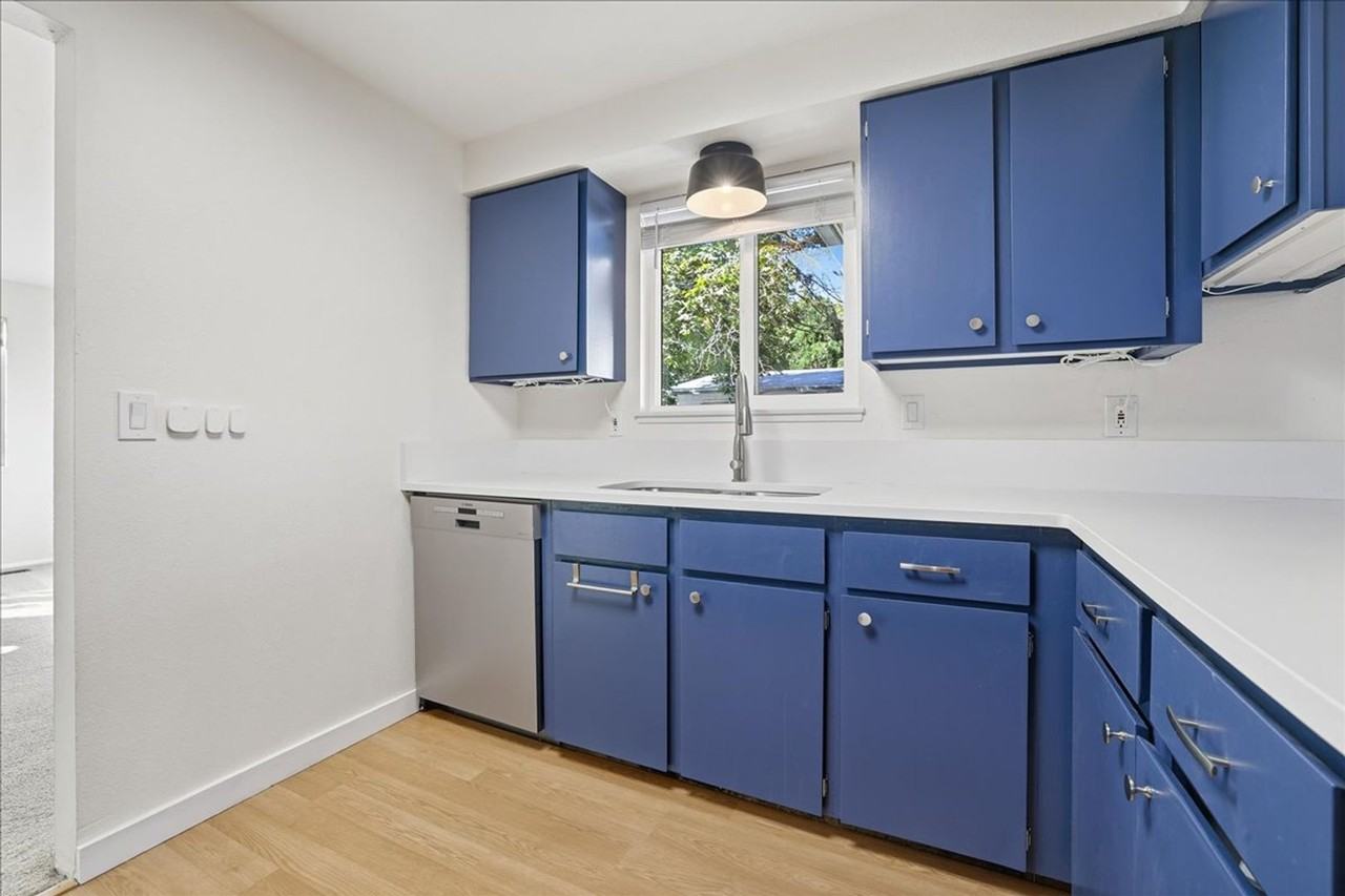 1302 W Dundee St - Photo 3 of 17