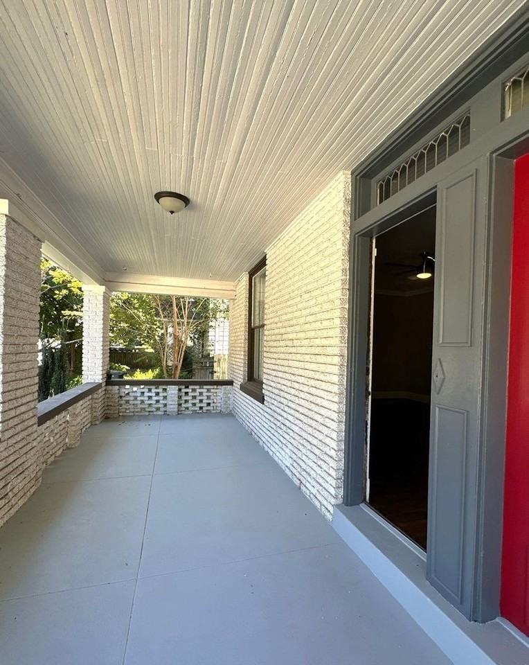 75 N Evergreen St - Photo 3 of 36