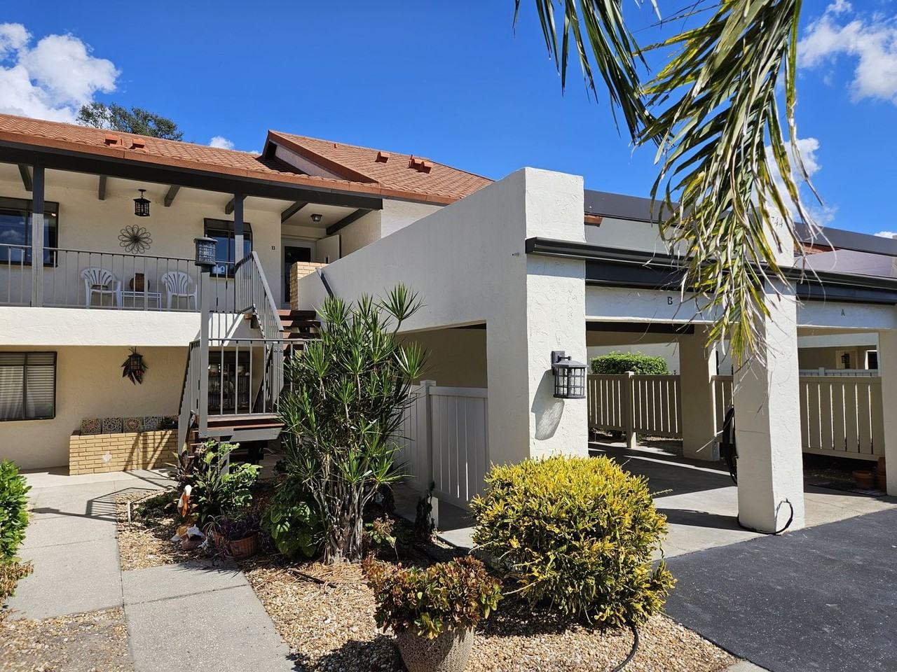 744 Avenida Estancia #144B - Photo 6 of 42