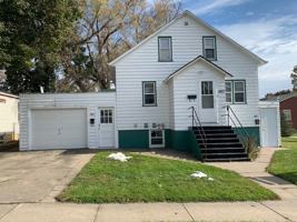 featured image of 407 N 12th St