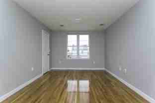 8610 Newkirk Ave - Photo 1 of 1