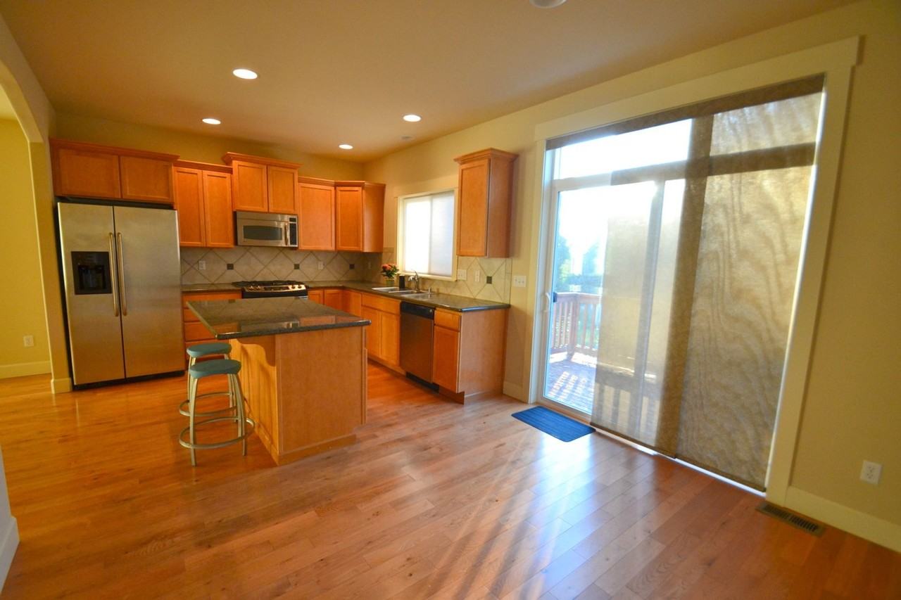 22702 43rd Dr Se - Photo 5 of 20