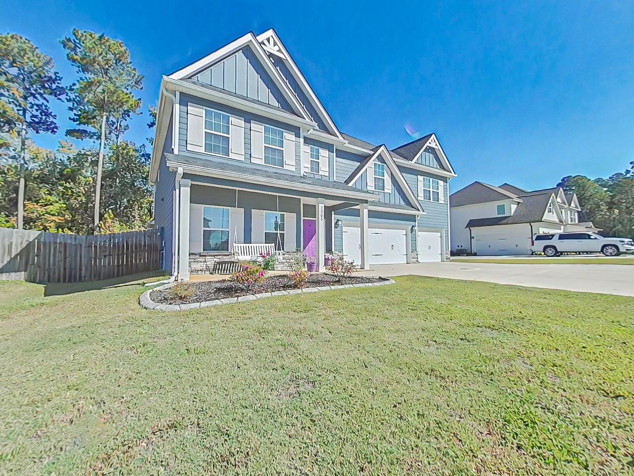 2305 Sheridan Dr - Photo 2 of 45