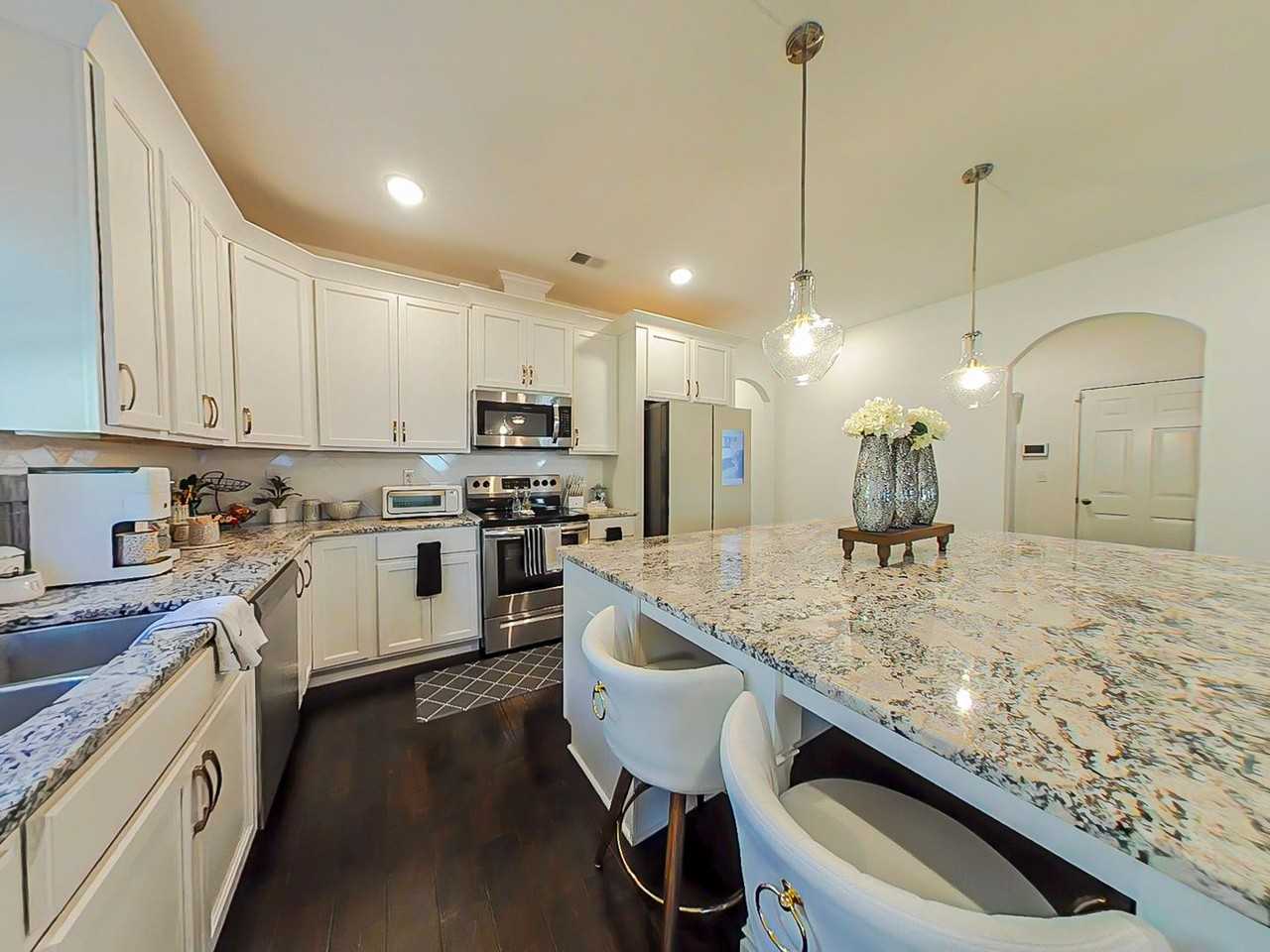 2305 Sheridan Dr - Photo 7 of 45