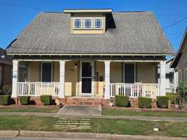 featured image of 1233 11th Street