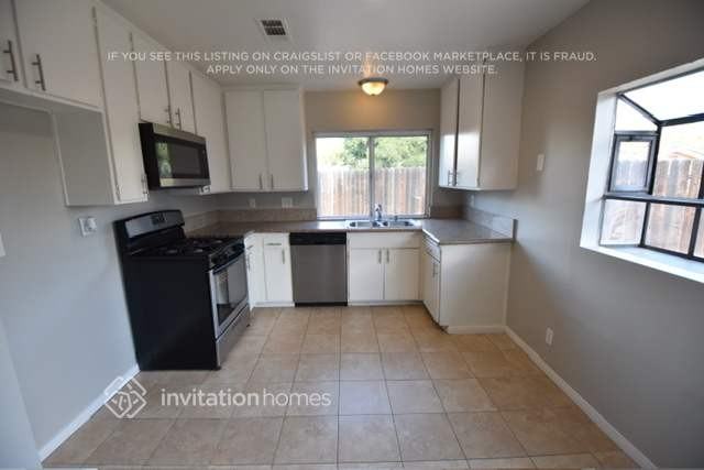 6838 Olympia Dr - Photo 5 of 14