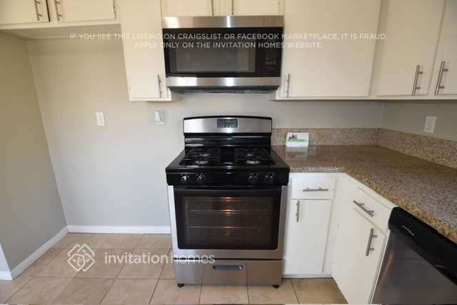 6838 Olympia Dr - Photo 6 of 14