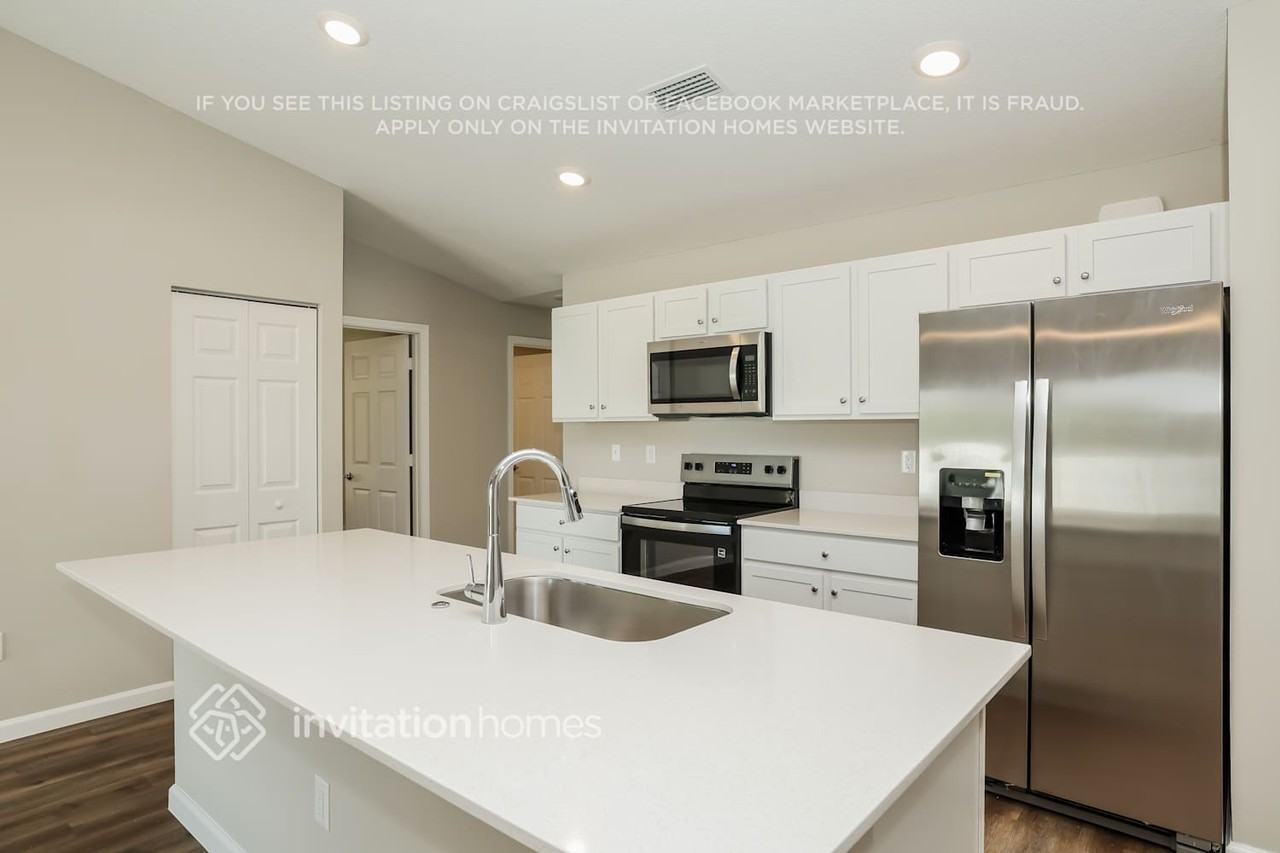 691 Southwest Hillsboro Circle - Photo 6 of 17