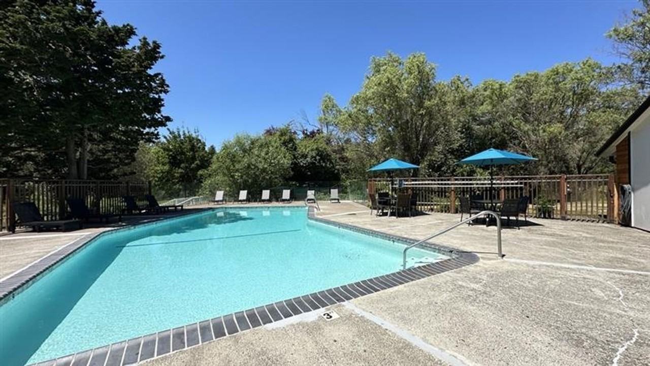 West on Murray Apartments - Photo 7 of 30