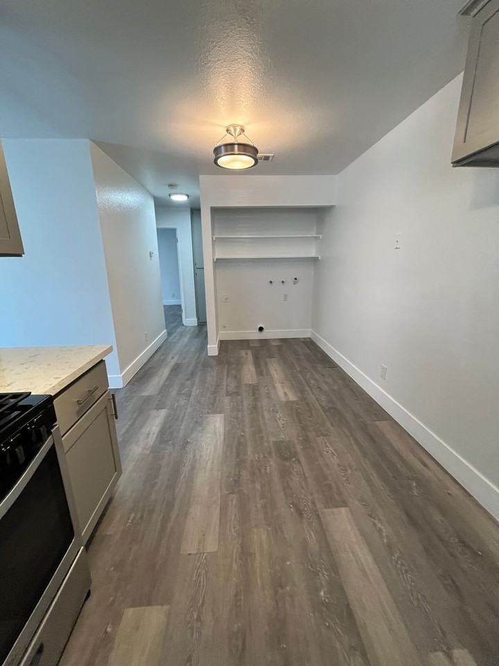 Richland Living Homes - Photo 6 of 7