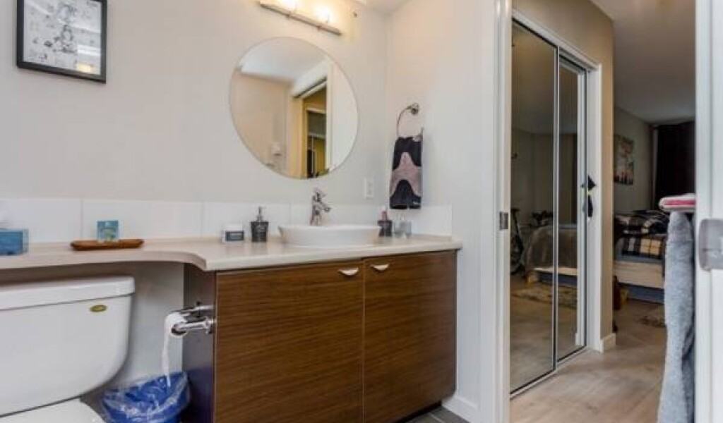 10707 139 Street - Photo 7 of 10