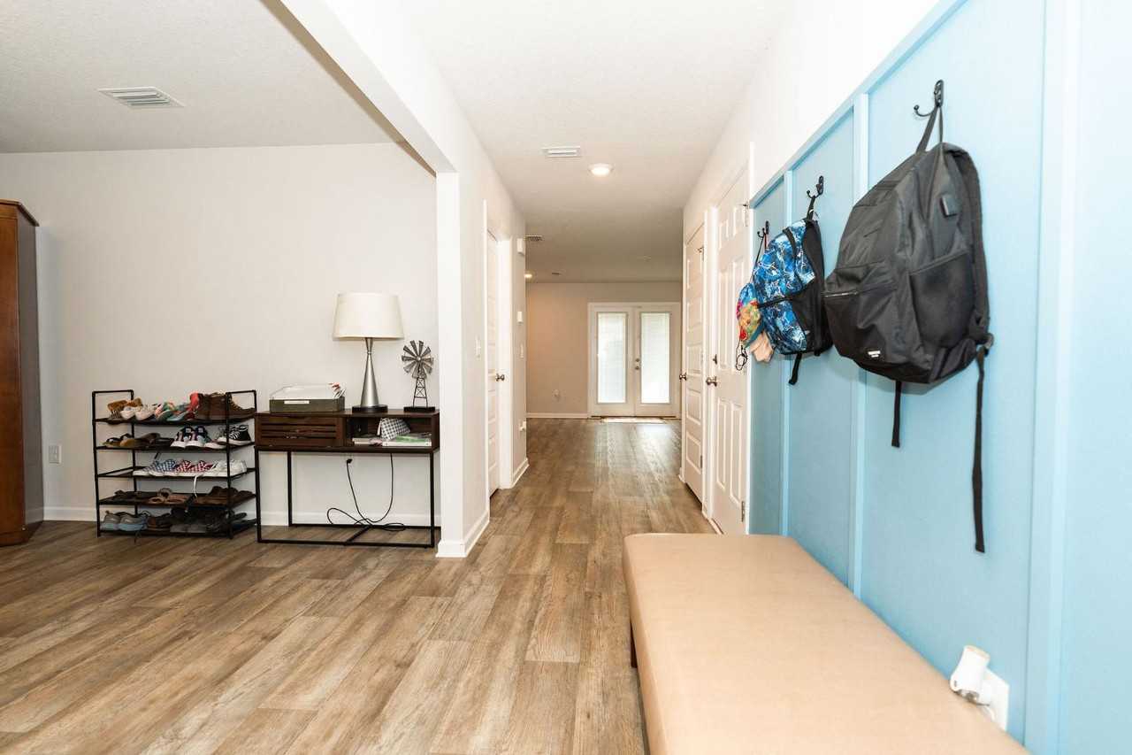 630 Earl Godwin Rd - Photo 5 of 11