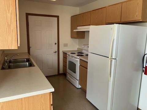 Ellsworth Town Homes - Photo 5 of 12