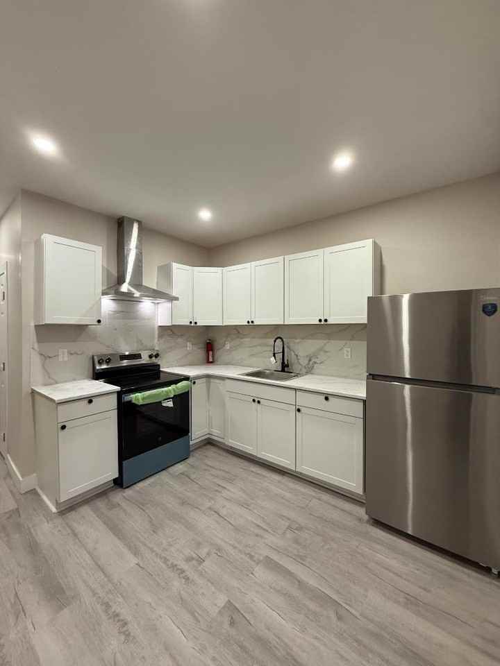 30 Slingerland St - Photo 2 of 10