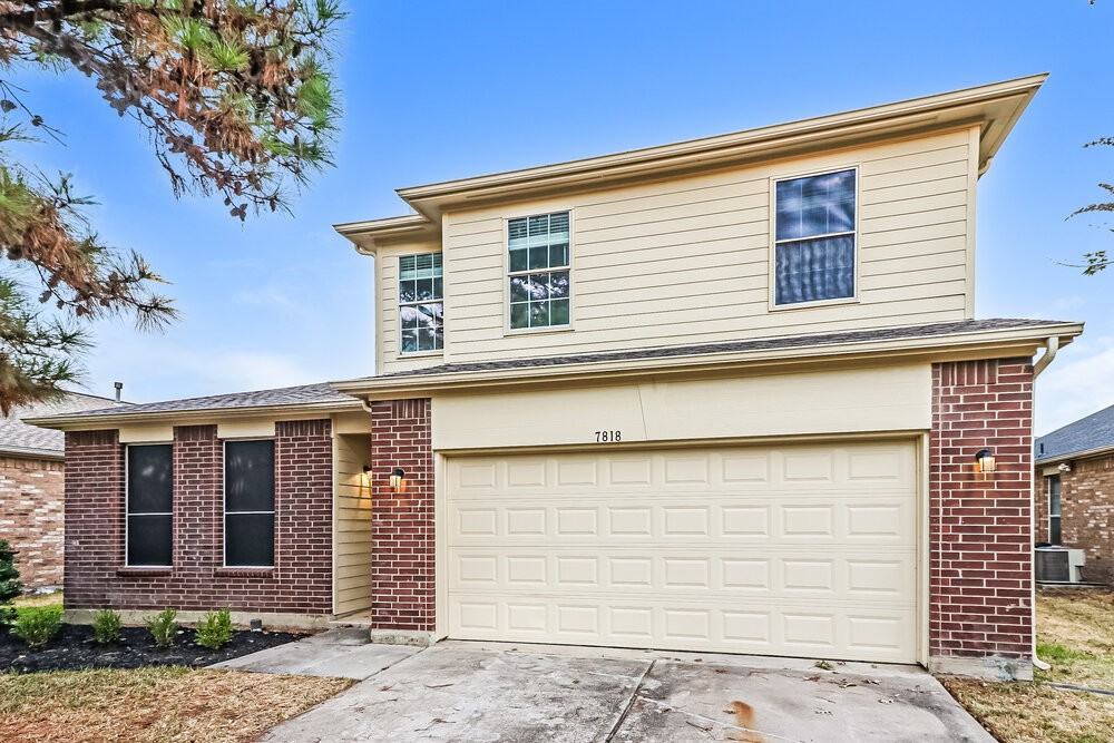 7818 Yaupon Ranch Ct - Photo 2 of 17