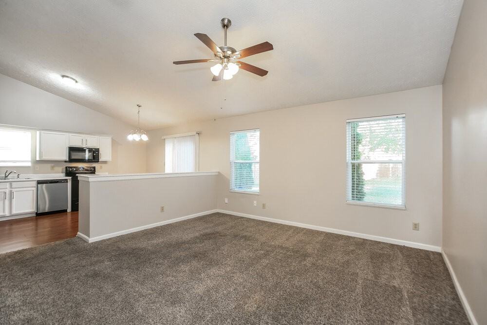 5882 Glen Haven Blvd - Photo 4 of 16