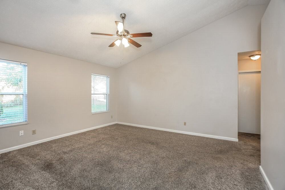 5882 Glen Haven Blvd - Photo 5 of 16