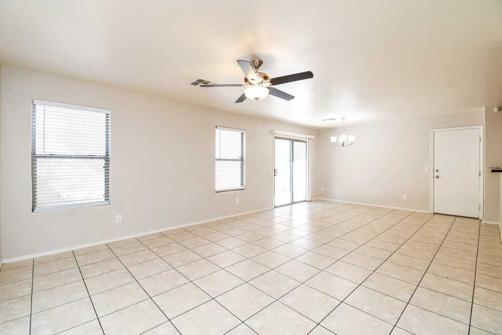 5819 E Harmony Ave - Photo 4 of 17
