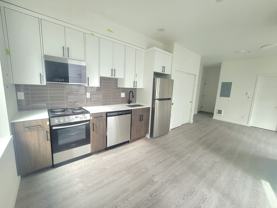 **6 WEEKS FREE RENT & $1000 Gift Card Concession Upon Move In** | New construction - Photo 1 of 1