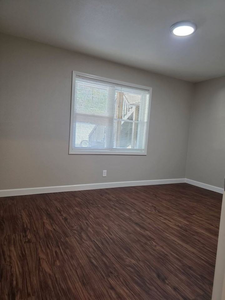 Cedar Pointe Apartments - Photo 7 of 21