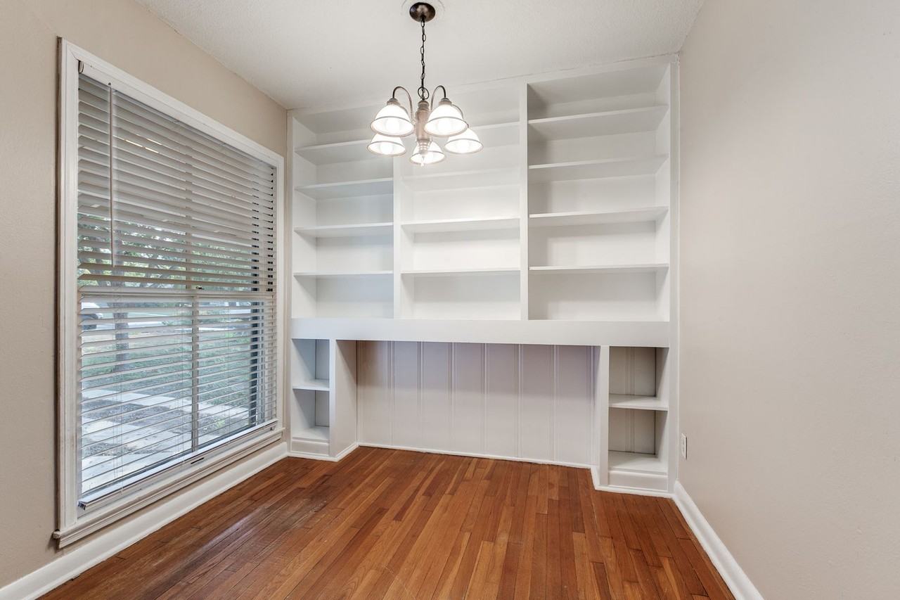 413 Brees Blvd - Photo 7 of 25