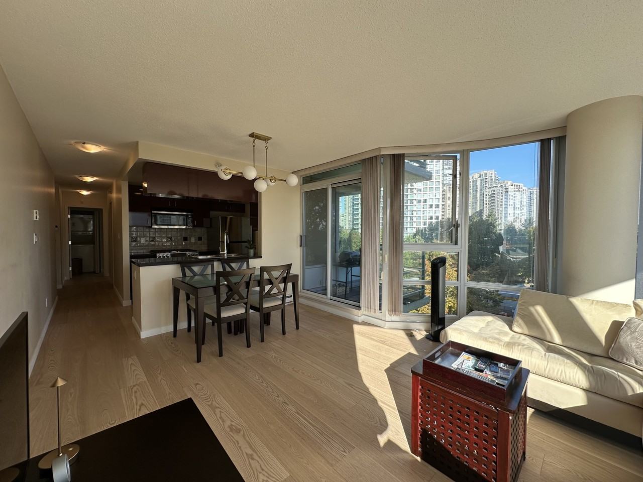 1067 Quaywest Tower 2 #707 - Photo 3 of 26