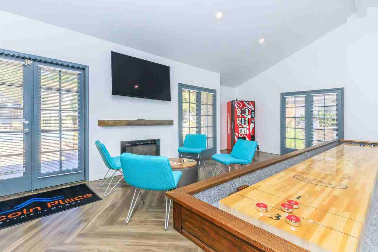 Lincoln Place Apartments - Photo 5 of 39