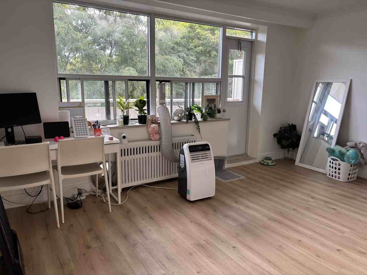 75 Forty Second Street - Photo 3 of 9