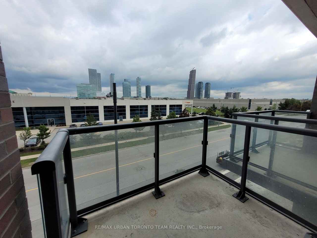 38 Honeycrisp Crescent #316 - Photo 7 of 9