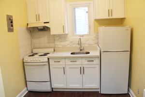 featured image of 1478 Eglinton Avenue West