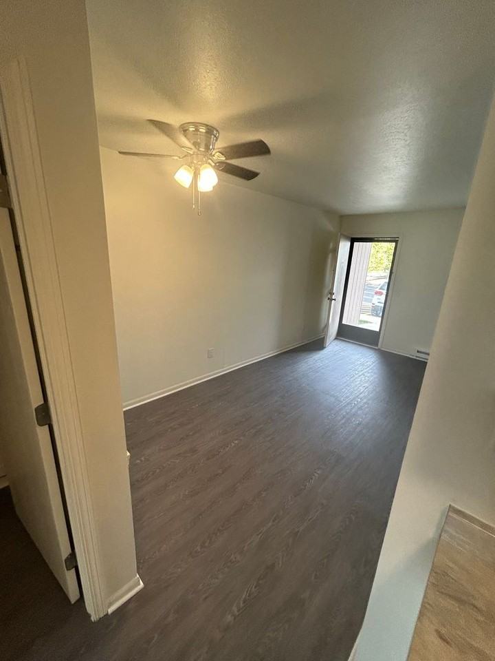 Garden Ridge Apartments - Photo 4 of 17