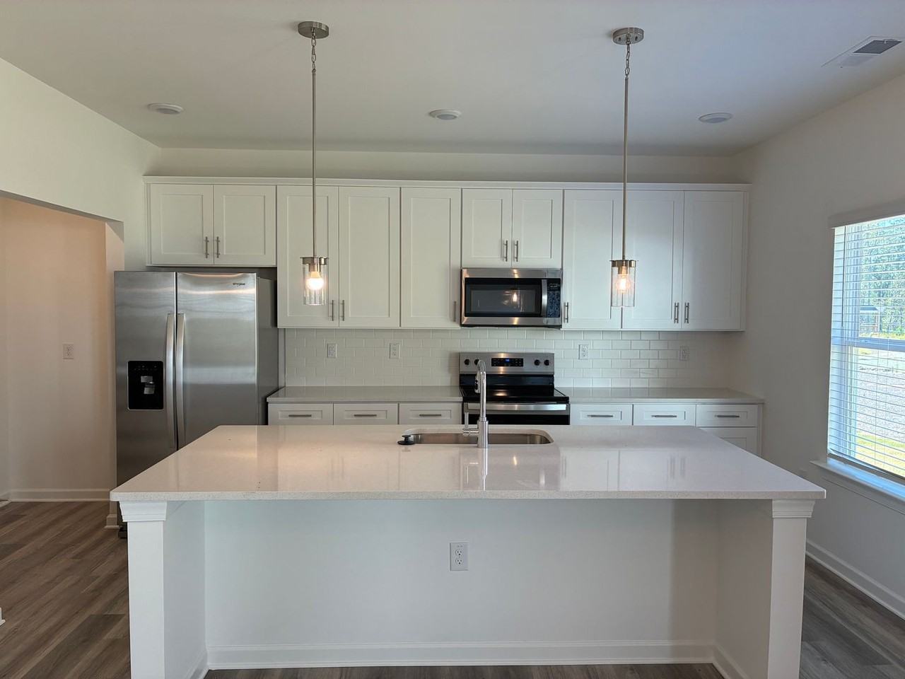 3308 Pepperpike Ct - Photo 5 of 33