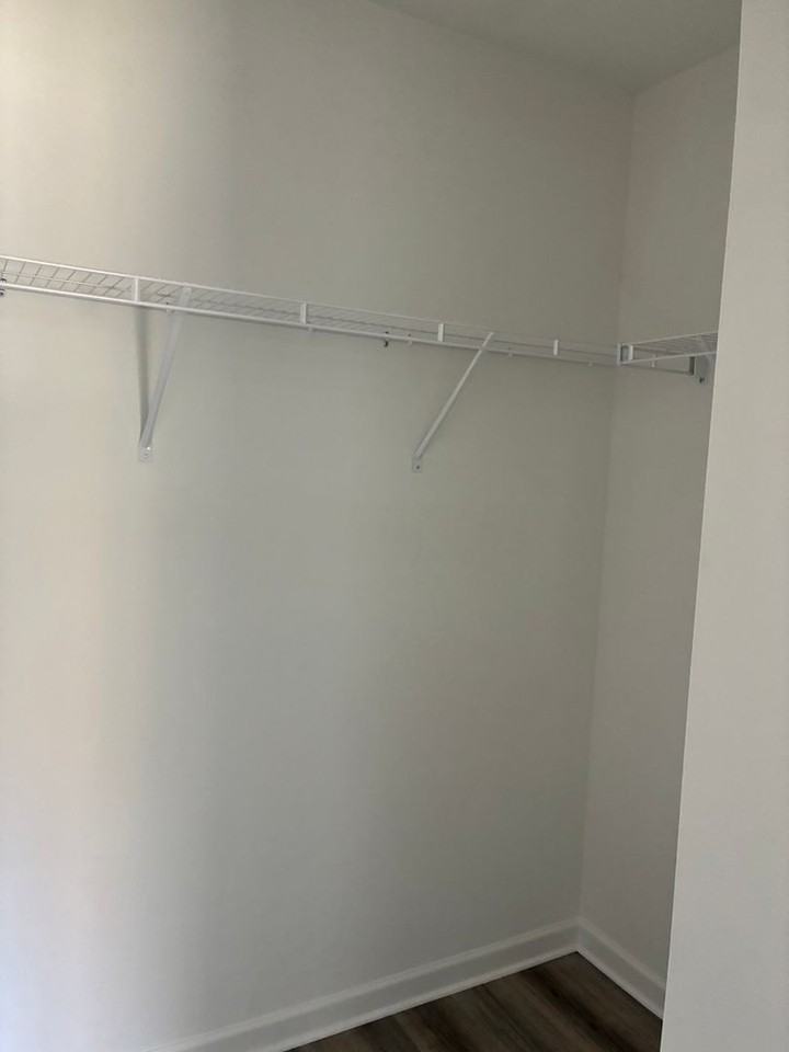 3308 Pepperpike Ct - Photo 6 of 33