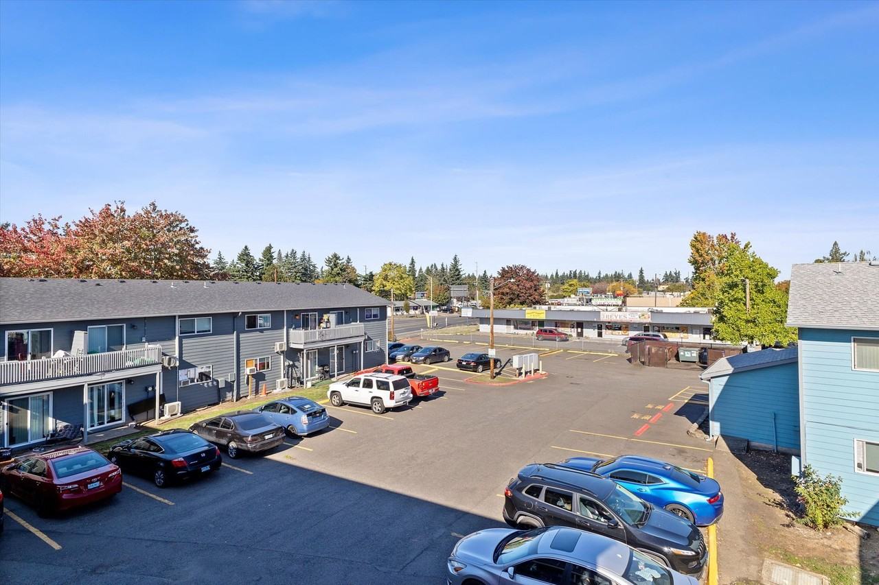 Carrington Square - Photo 3 of 13