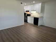 2339 Memorial Ave - Photo 1 of 1