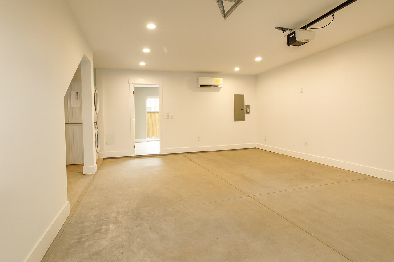 62009 Dantili Rd #4 - Photo 4 of 31