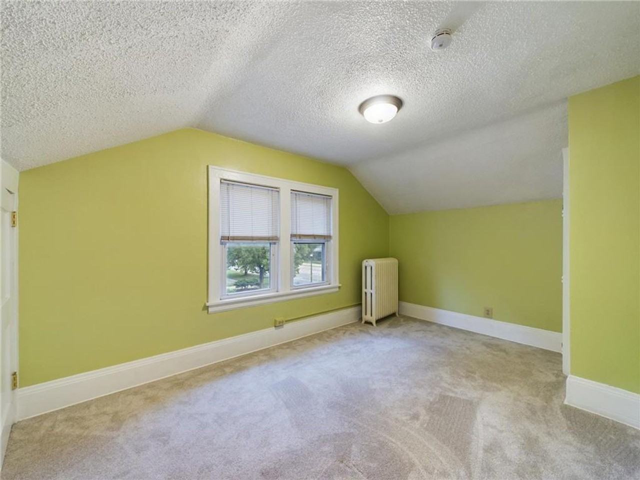 1158 Marshall Ave - Photo 5 of 20