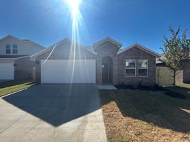 4665 W Aurora St - Photo 1 of 1