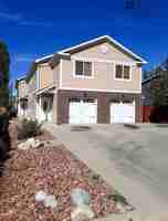 featured image of E 7th St