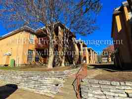 featured image of 800 N Clay St #C