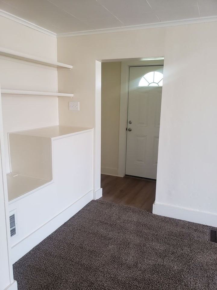 5004 Kyle Road - Photo 3 of 12